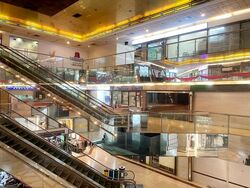 The Golden Landmark (D7), Retail #538697621